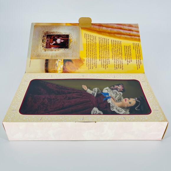 Sentimental Valentine Hallmark Special Edition Mattel Barbie Doll 16536 - NRFB - Picture 4 of 15